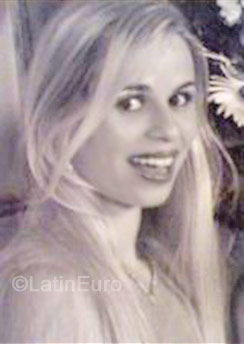 Date this georgeous Brazil girl Maria from Santos B-186