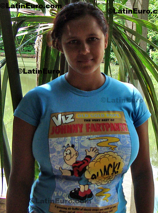 Date this athletic Brazil girl B-269 from  B-269