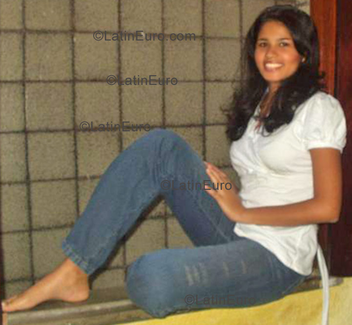 Date this foxy Brazil girl Geisa from Fortaleza B1010