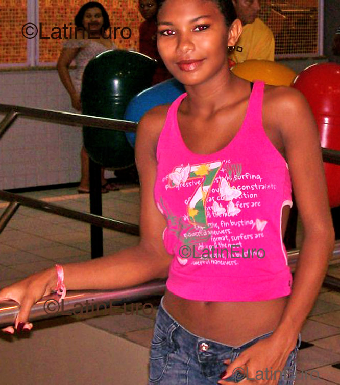 Date this beautiful Brazil girl Yranyldes from Sao Luis B1047
