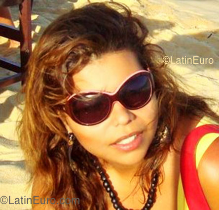 Date this pretty Brazil girl Rachel from Itabuna B1096