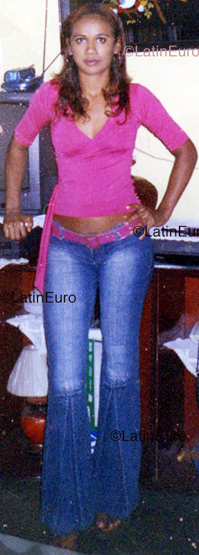 Date this attractive Brazil girl Leidiane from Sao Luis B1139