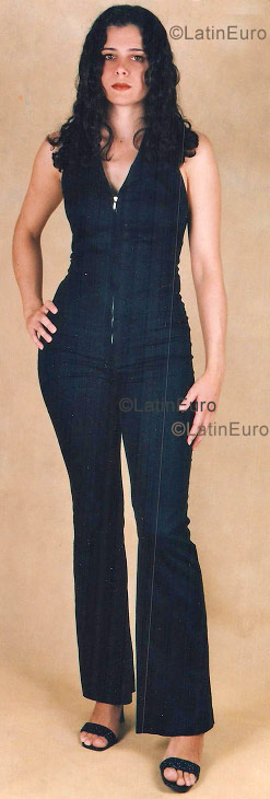 Date this exotic Brazil girl Lea from Campinas B1173