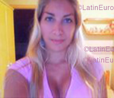 Date this young Brazil girl Claudia from Palhoca B1225