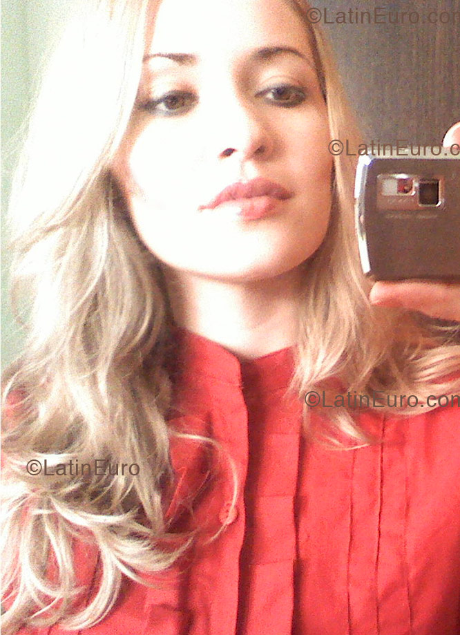 Date this delightful Brazil girl Paula- from Cabo Frio B1272