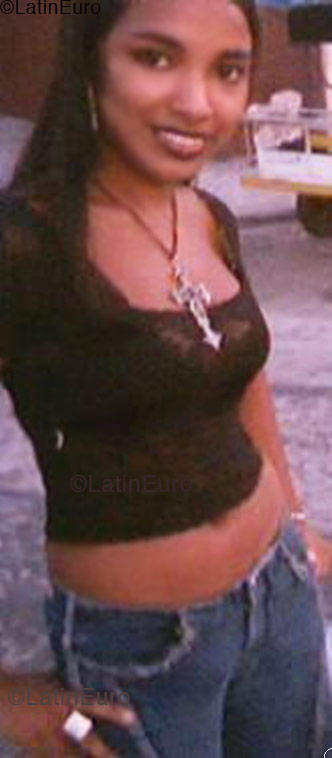 Date this lovely Brazil girl Ana from Sao Luis B1273