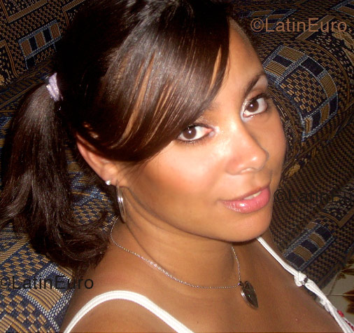 Date this foxy Brazil girl Jaqueline from Sao Goncalo B1299