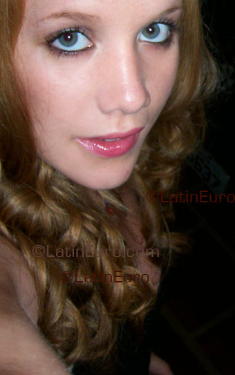 Date this good-looking Brazil girl Claudia from Concordia B1307