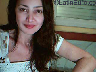 Date this foxy Brazil girl Fabiana from Porto Alegre B1509