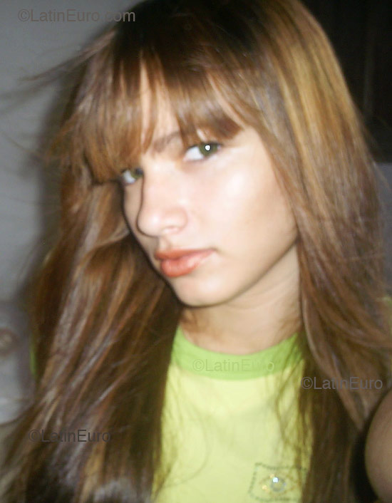 Date this stunning Brazil girl Ravenna from Sao Luis B1546