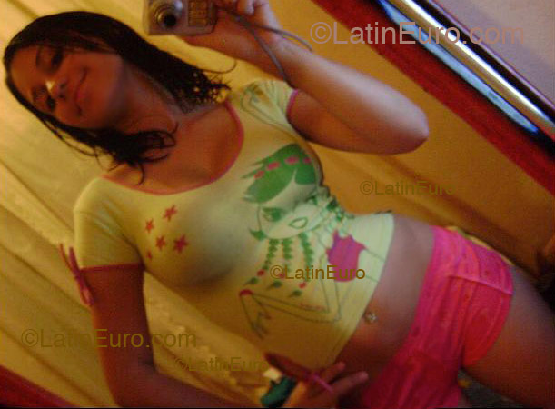 Date this young Brazil girl Liege from Andira B1561