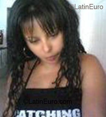 Date this attractive Brazil girl Katia from Andradina B1567