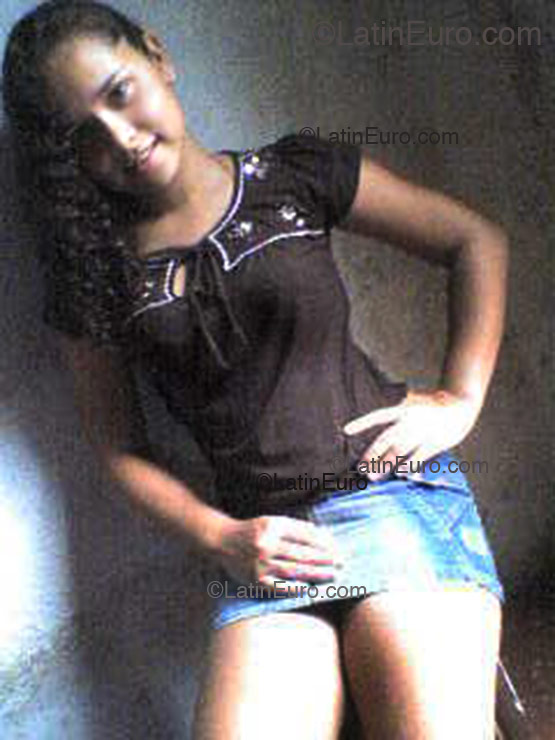 Date this lovely Brazil girl Israelita from Quixada B1610
