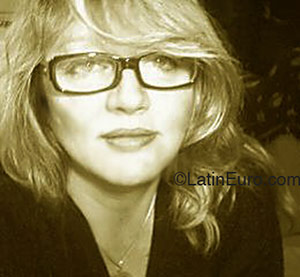 Date this voluptuous Brazil girl Isolete from Florianopolis B1615