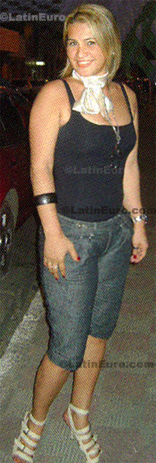 Date this hot Brazil girl Emanuela from Maceio B167