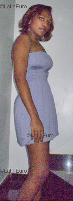 Date this hot Brazil girl Kamilla from Sao Paulo B1695