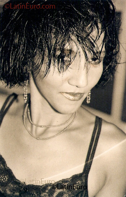 Date this young Brazil girl Rute from Salvador B1775