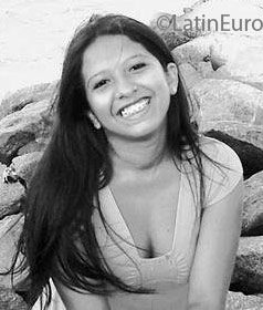 Date this funny Brazil girl Gleicy from Fortaleza B1788