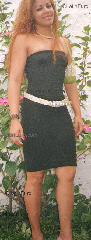 Date this foxy Brazil girl Maria from Sao Goncalo B1870