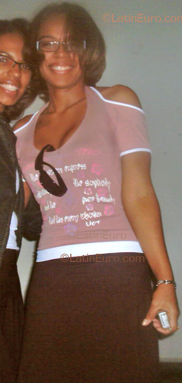 Date this exotic Brazil girl Nilma from  B1895