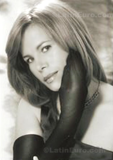 Date this athletic Brazil girl Ana from Ribeirao Branco B197