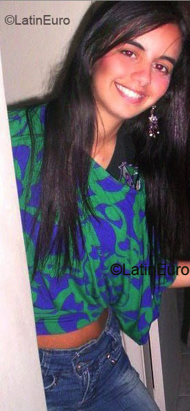 Date this stunning Brazil girl Maria from Nova Iguacu B1997