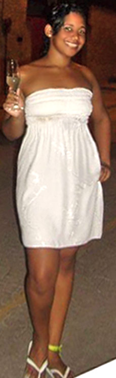 Date this hot Brazil girl Ananda from Rio De Janeiro B2011