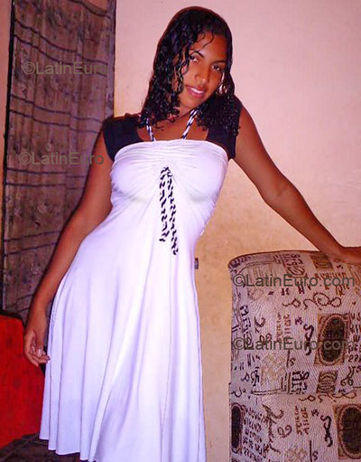 Date this young Brazil girl Bianca from Sao Joao De Meriti B2014