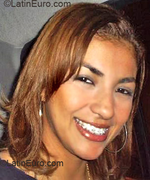 Date this charming Brazil girl Nathalie from Boa Vista B2018