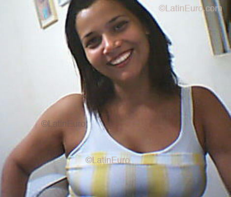 Date this hot Brazil girl Flavia from  B2134