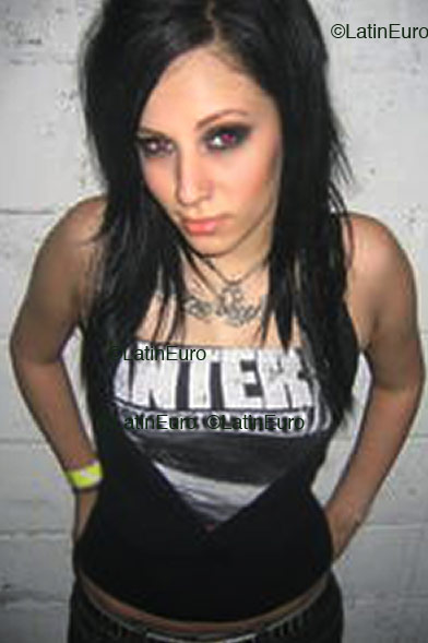 Date this gorgeous Brazil girl Ana from Sao Paulo B2180