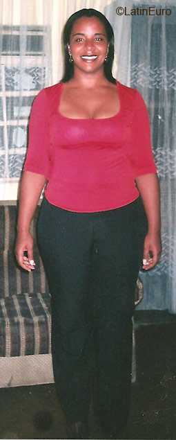 Date this hot Brazil girl Patricia from  B2222