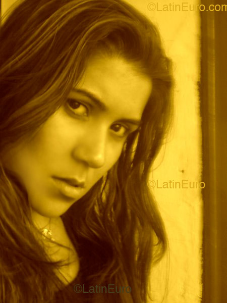 Date this sensual Brazil girl Gisele from SAO PAULO B2332