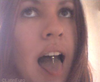 Date this hard body Brazil girl Daniele from RIO DE JANEIRO B2338