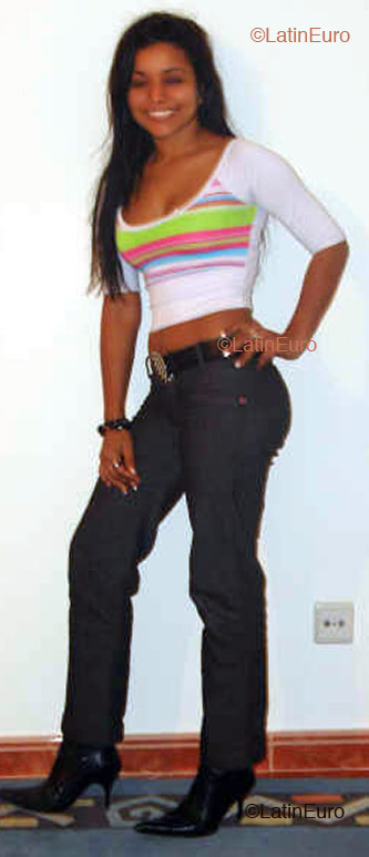 Date this charming Brazil girl Viviane from FORTALEZA B2340