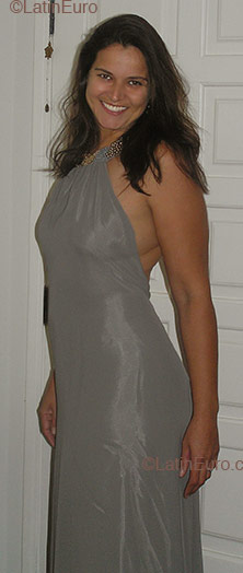 Date this lovely Brazil girl Elke from SAO PAULO B2363