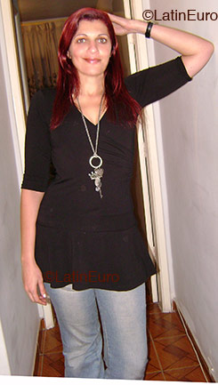 Date this gorgeous Brazil girl Andrea from Sao Paulo B1303