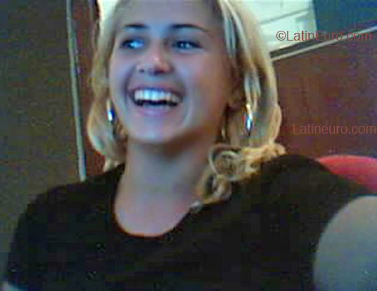 Date this stunning Brazil girl Lurdivane from Alto  Longa   B2404