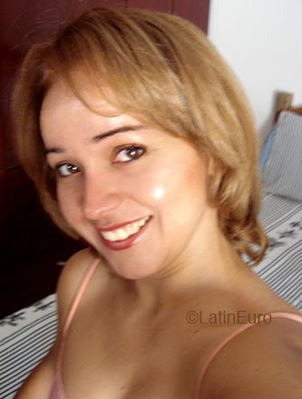 Date this cute Brazil girl Katiuscia- from Campo Grande B2419