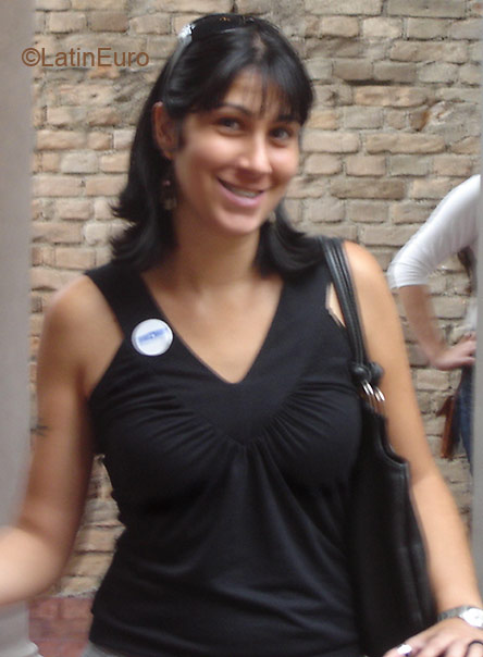 Date this tall Brazil girl Ariane from SAO PAULO B2455