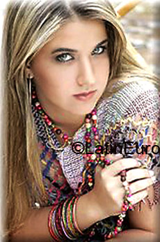 Date this good-looking Brazil girl Annelise from Aimores  B2458