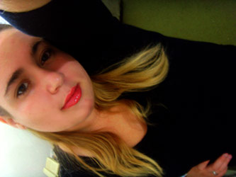 Date this georgeous Brazil girl Anna from Petropolis B2507