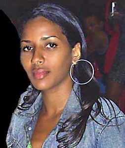 Date this athletic Brazil girl Lana from SALVADOR B2608