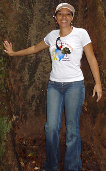 Date this athletic Brazil girl Cidileia from MARABA B2616