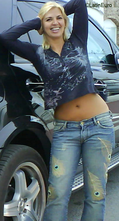 Date this gorgeous Brazil girl Sheylla from CARUARU B2693