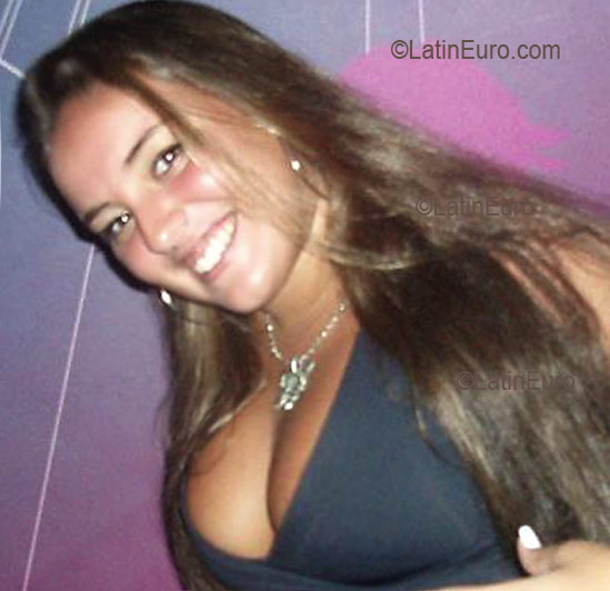 Date this hard body Brazil girl Gabrielle from RIO DE JANEIRO B2730