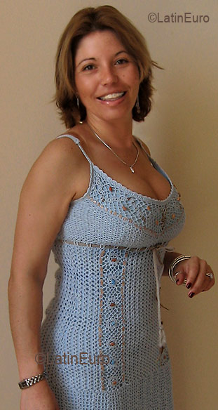 Date this georgeous Brazil girl Simone from PARANAGUA B2799