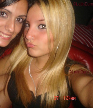 Date this sultry Brazil girl Thaissa from RIO DE JANEIRO B2853