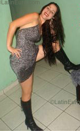 Date this funny Brazil girl Cleidimar from IPATINGA B2901