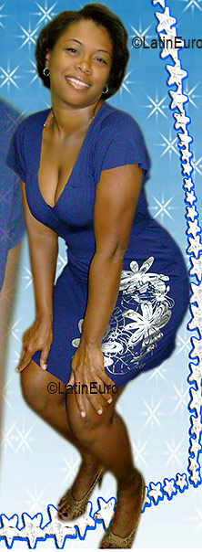 Date this sultry Brazil girl Reijane from FEIRA DE SANTANA B2969